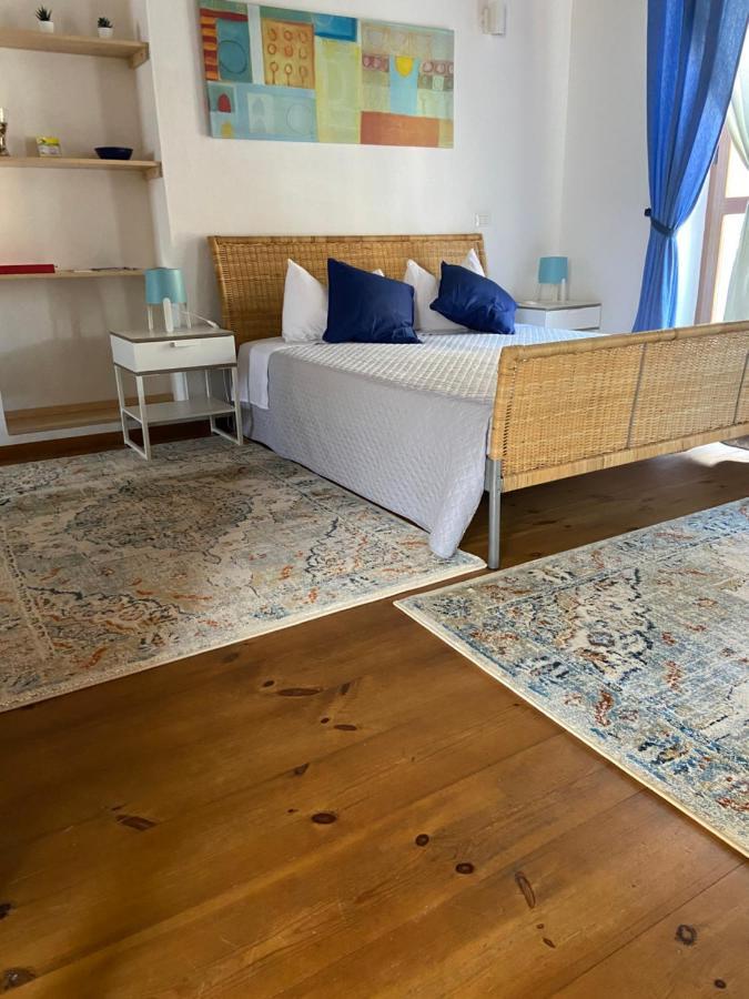Studio Apartments Centro Storico Via Manno كالياري المظهر الخارجي الصورة