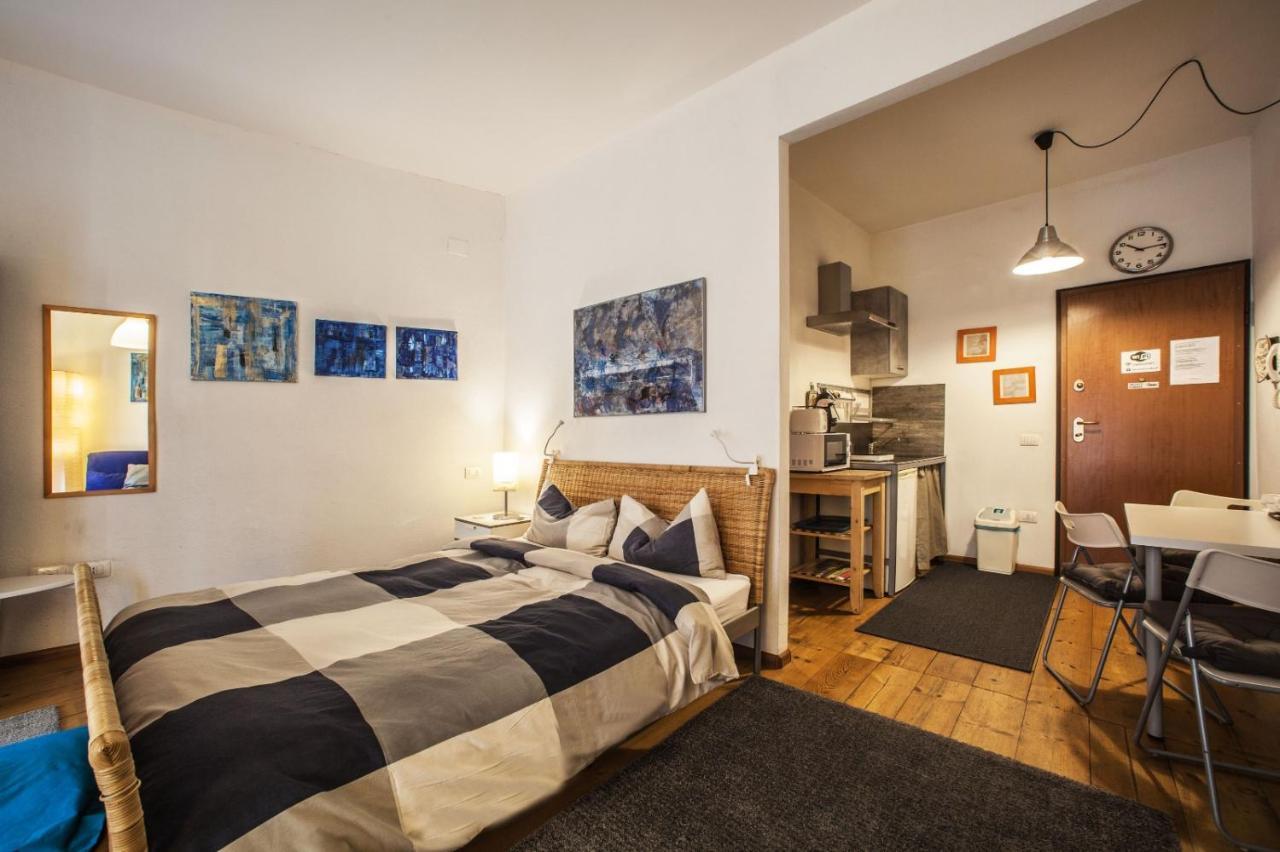 Studio Apartments Centro Storico Via Manno كالياري المظهر الخارجي الصورة