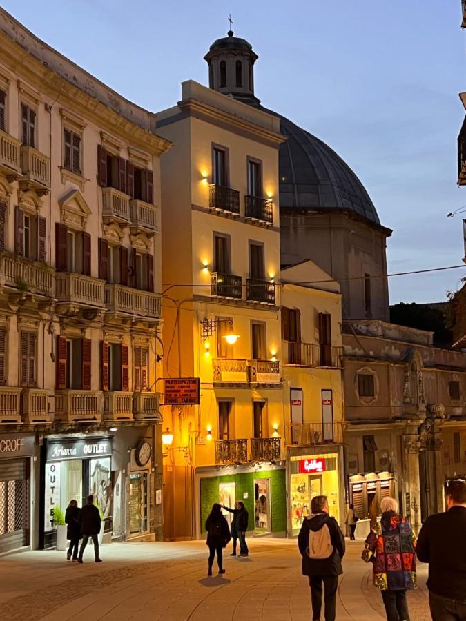 Studio Apartments Centro Storico Via Manno كالياري المظهر الخارجي الصورة