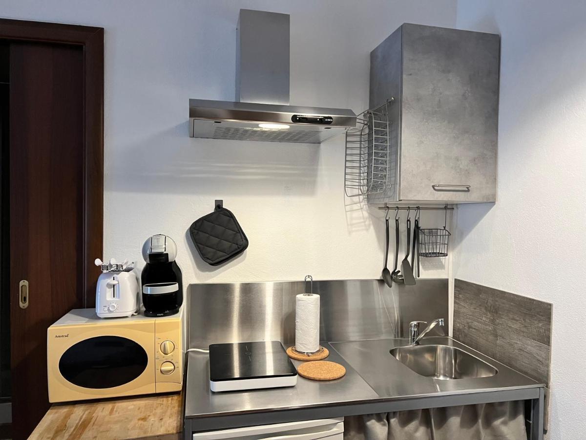 Studio Apartments Centro Storico Via Manno كالياري المظهر الخارجي الصورة
